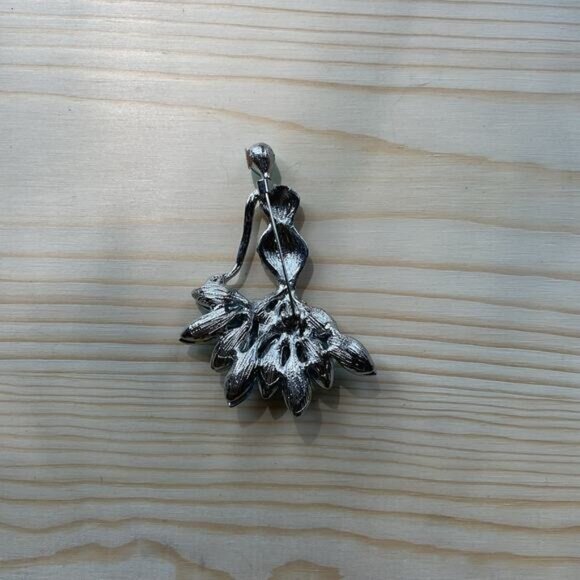 Silver & Blue Rhinestone Dancing Lady Brooch Pin Jewelry - Picture 2 of 2